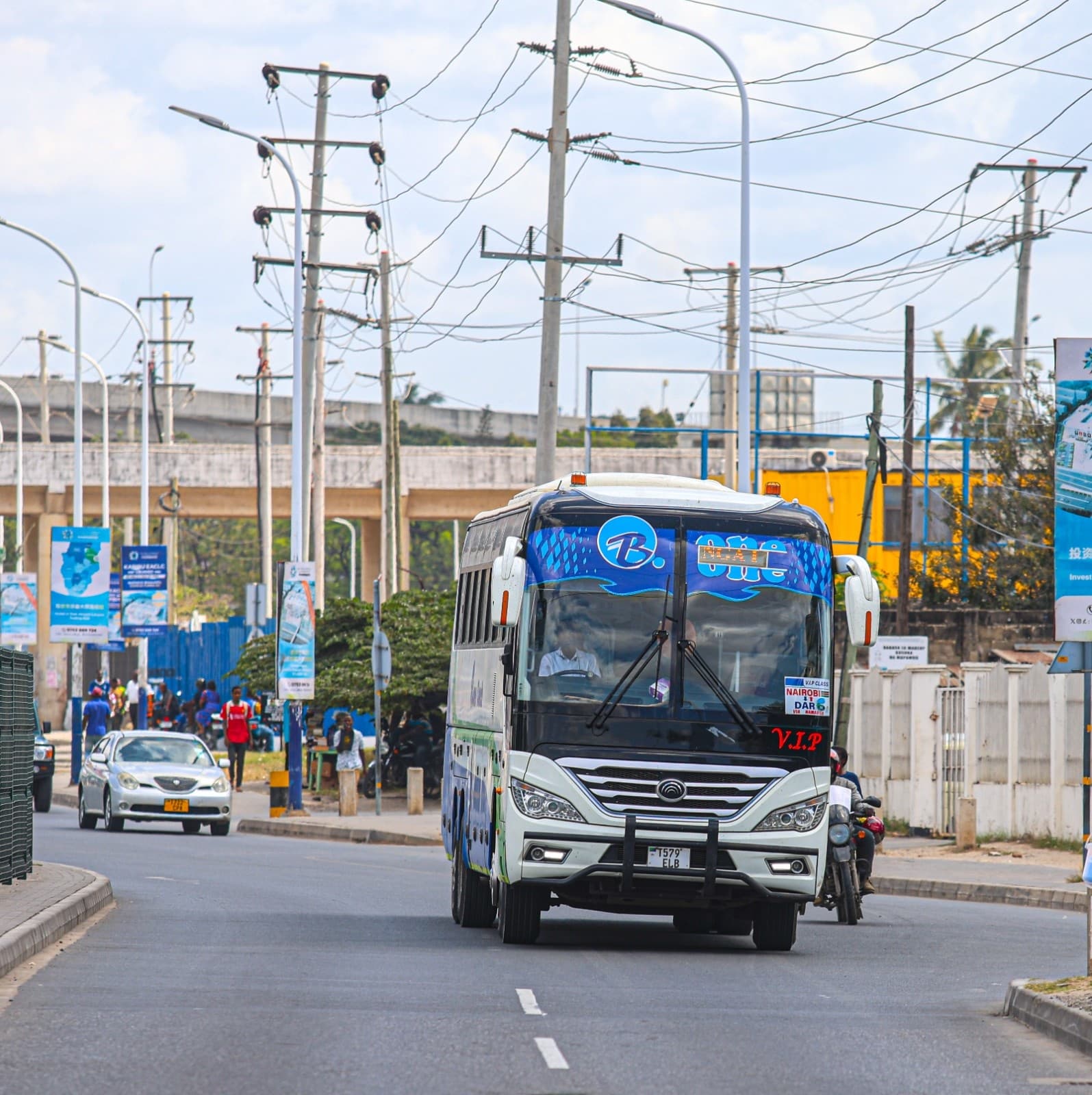 B.one Coach travel experience